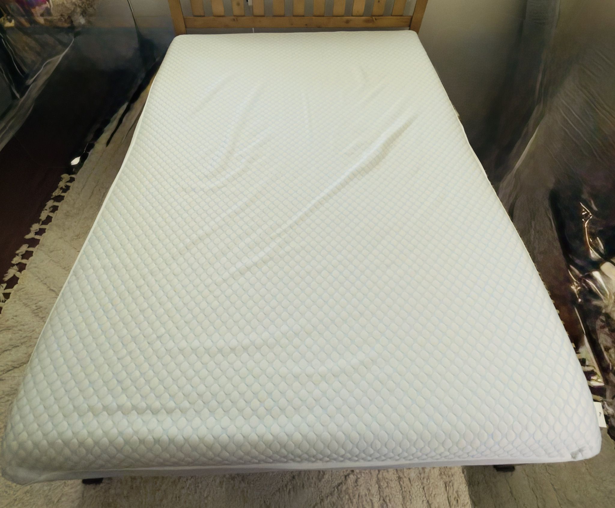 Sharper Image Full Bed Mattress Protector Waterproof Cooling Touch