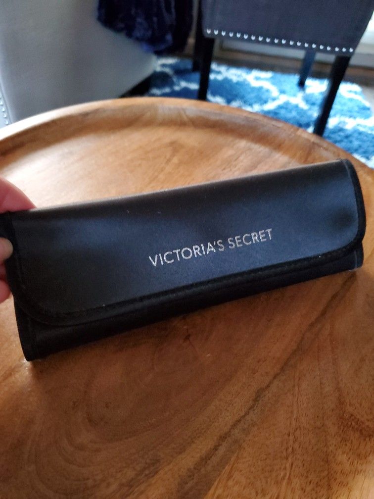 New VS Make Up Brush Set