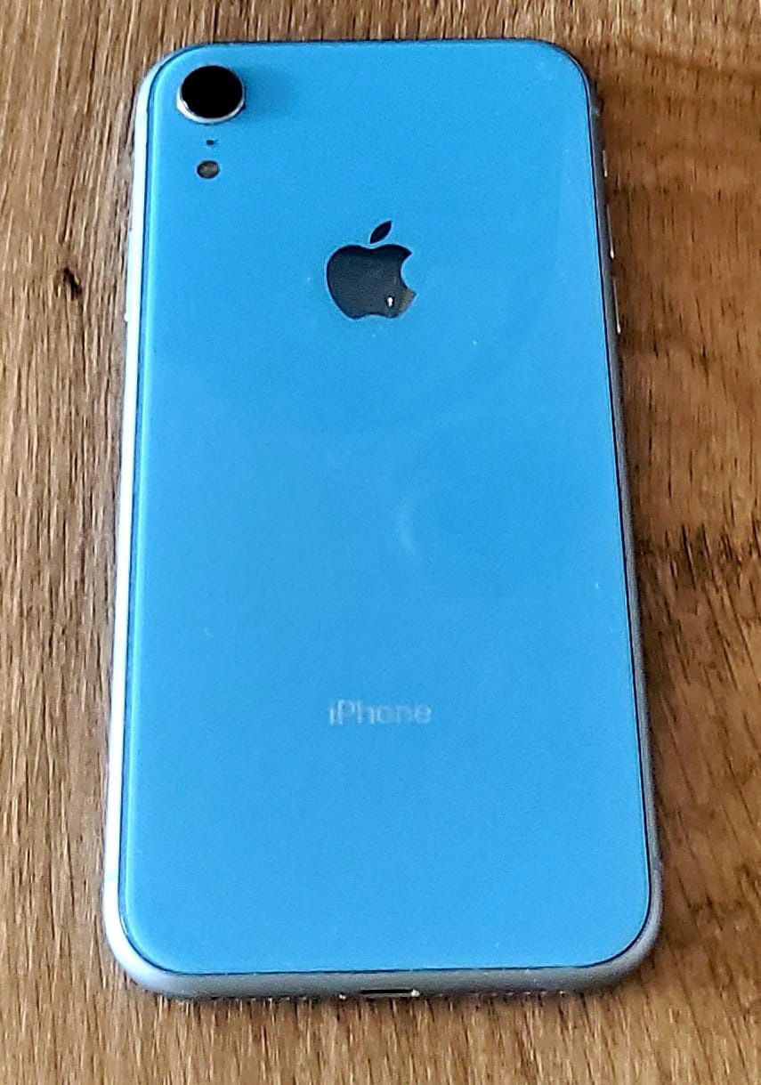 iPhone XR Blue