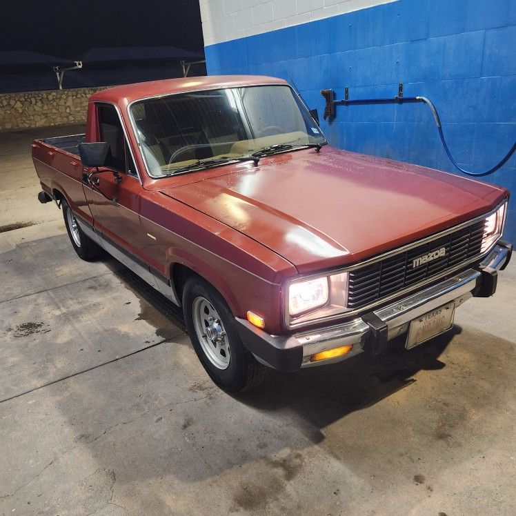 1984 Mazda B-Series Pickup