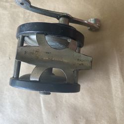 Vintage Fishing Reel - Surf Angler No. 25