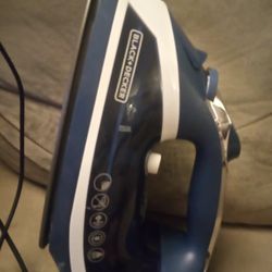 Black And Decker Iron