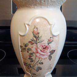 VINTAGE FTD ROMANTIC FRENCH ROSE COUNTRY FLORAL ART DECO EMBOSSED VASE.
