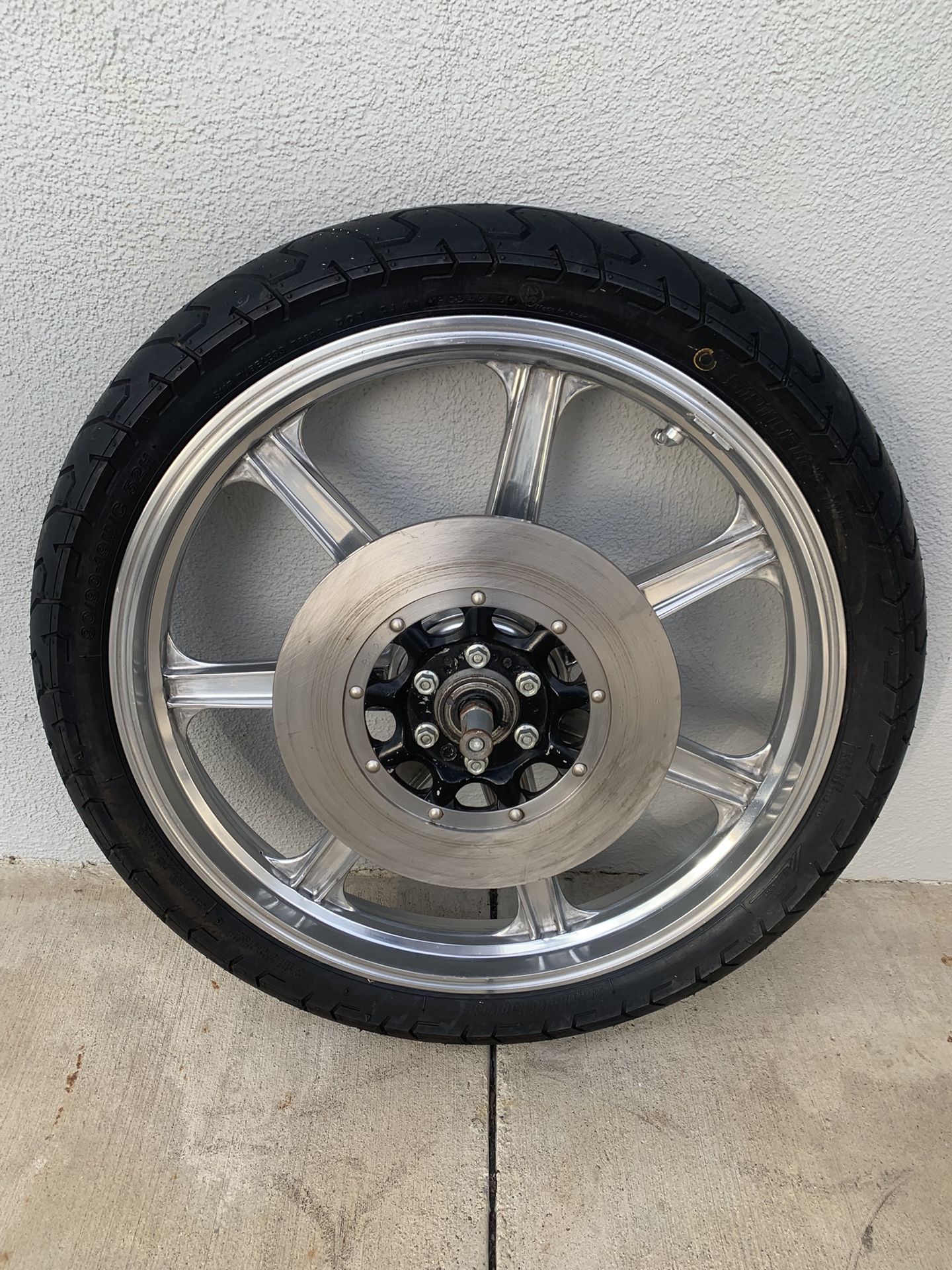 VINTAGE POLISHED ALUMINUM LESTER FRONT MOTORCYCLE RIM WHEEL HONDA CB750 CB550