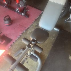 Work out bench adjustable