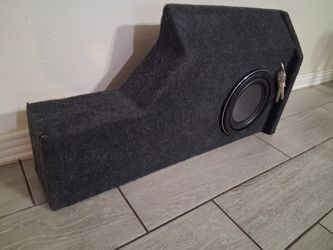 (1) 8" KENWOOD SHALLOW SUB/ Universal SLIM Box