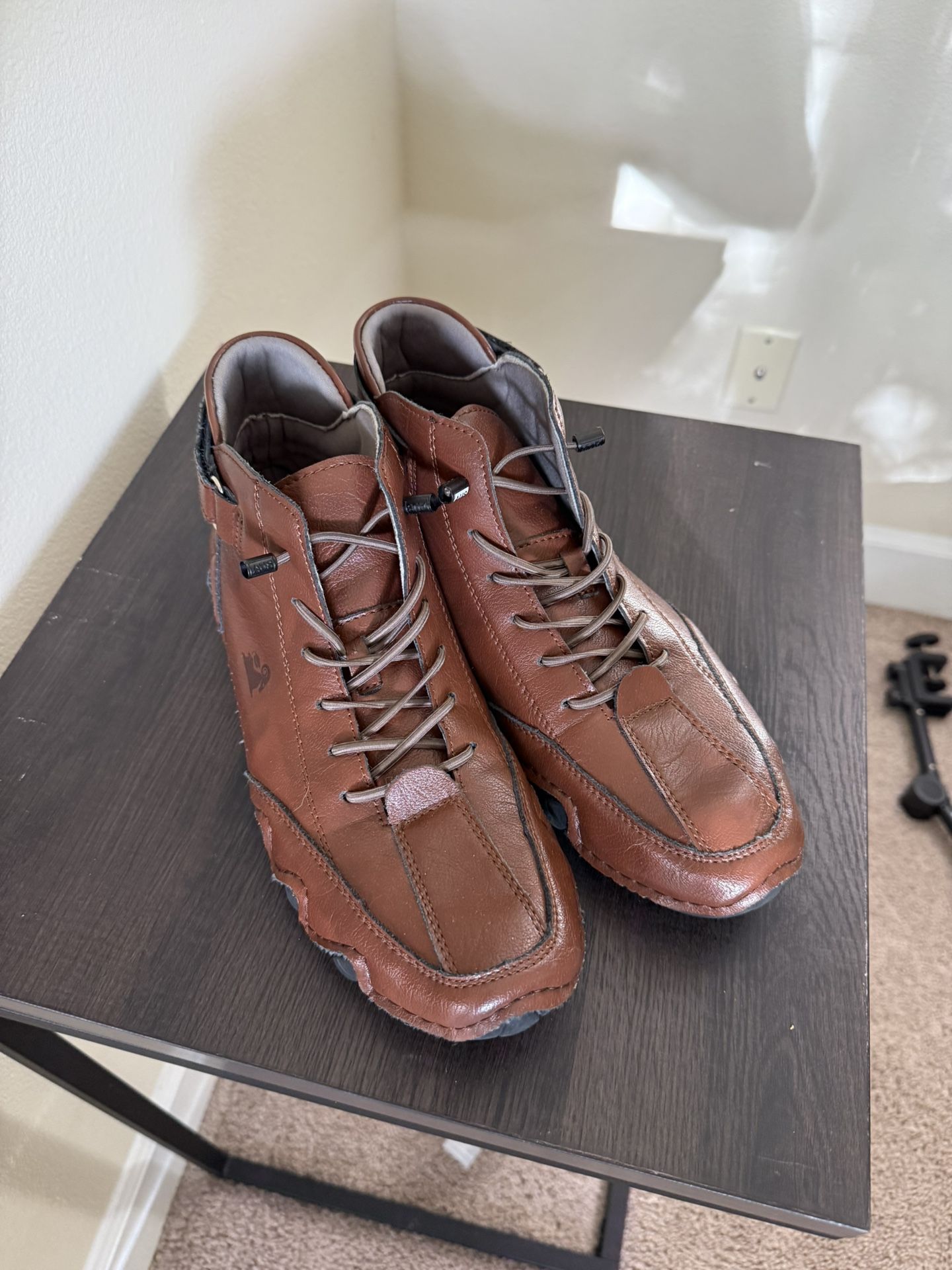 Leather Chukka Boots