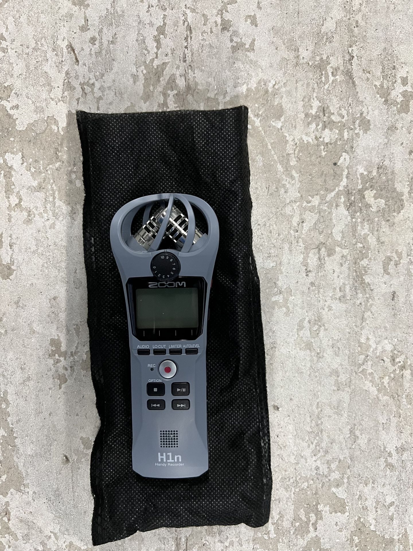 ZOOM H1N Digital Audio Recorder