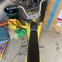 Razor MX650 dirt bike