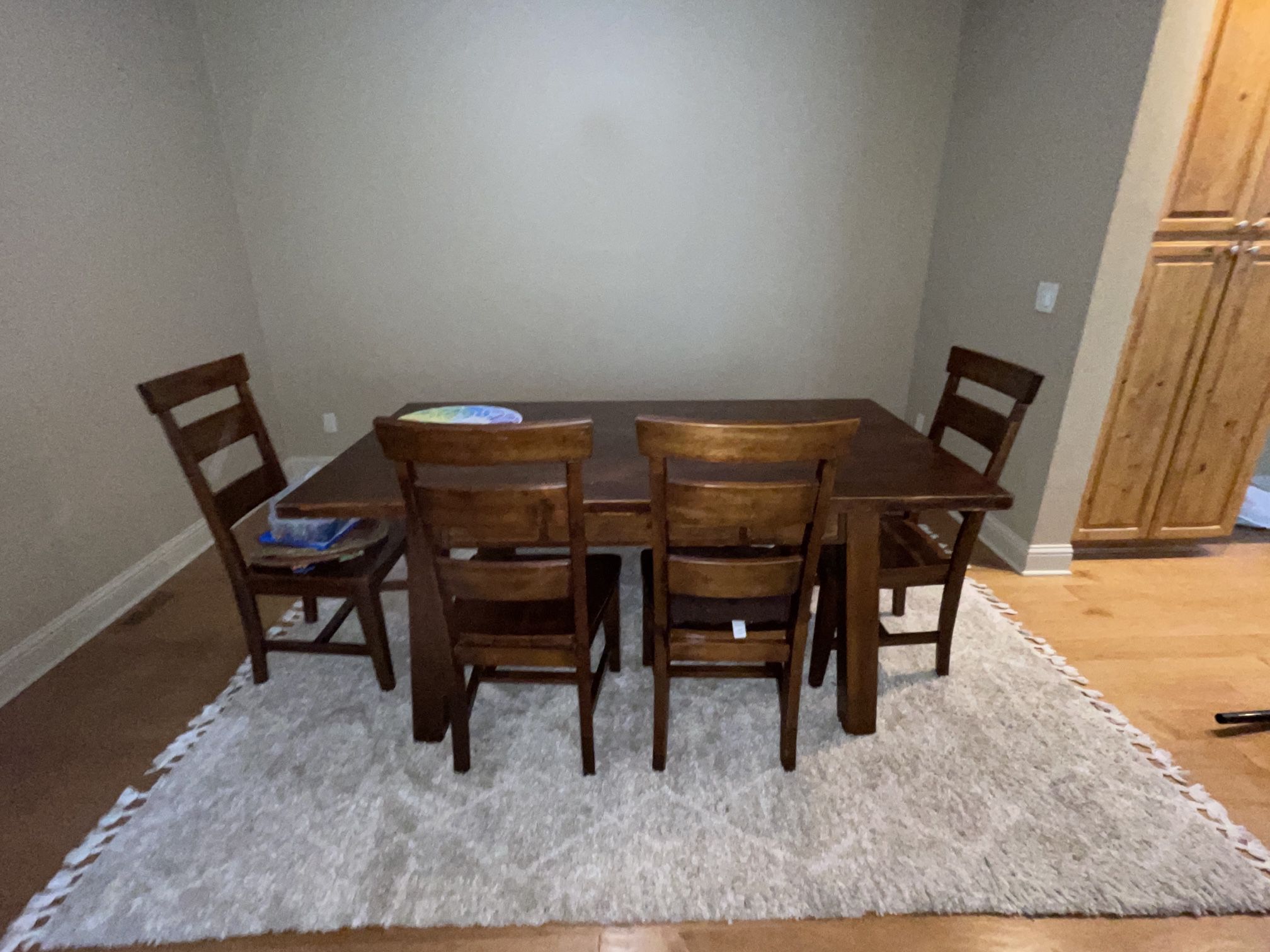 PENDING P/U…World Market Dining Room Table + 4 Chairs & Bench Seat (used) 