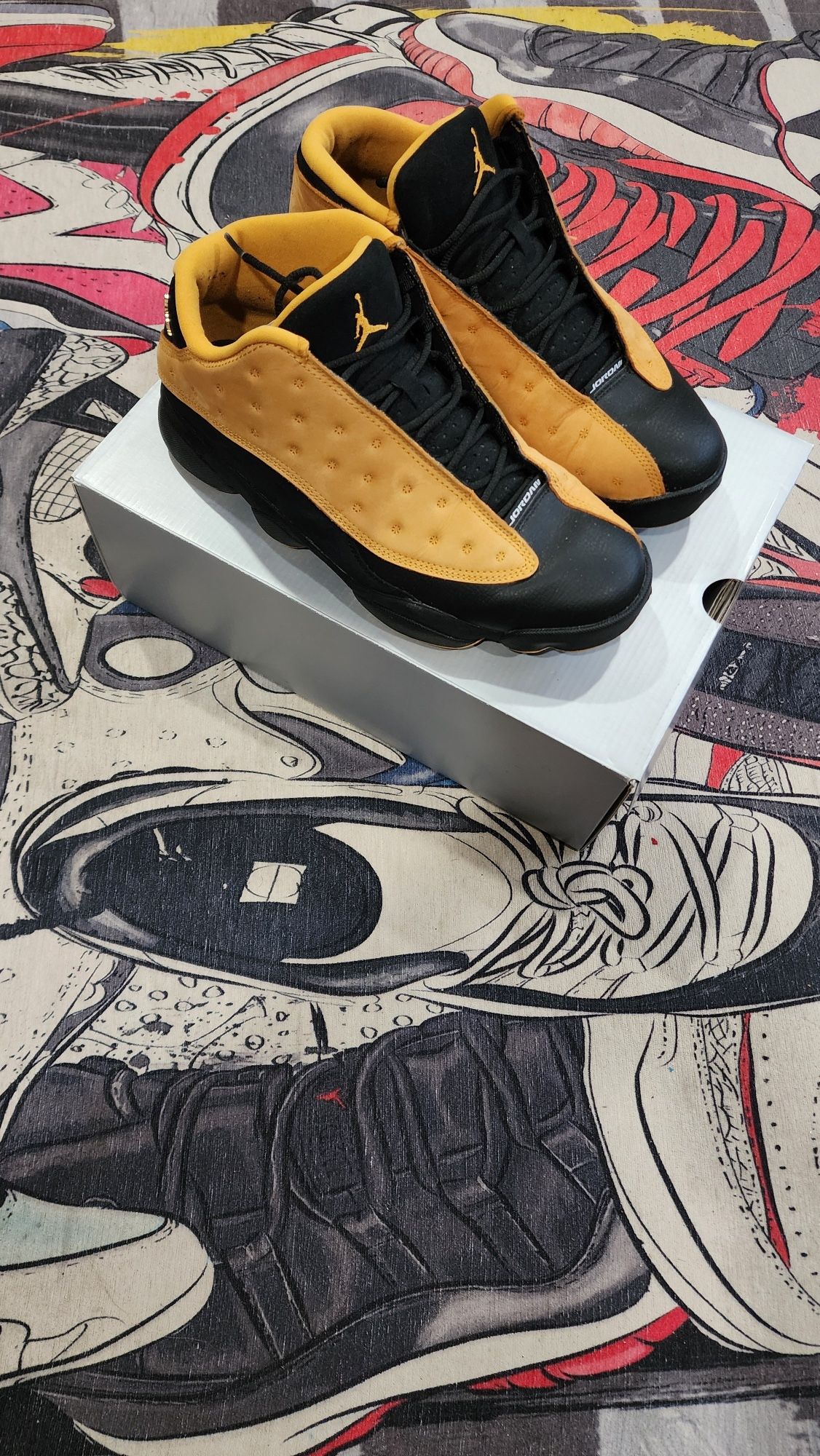 Men 10.5 Nike Air Jordan 13 XIII Retro Low Black Chutney 2017 310810-022