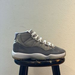 Jordan 11 Cool Grey Size 9