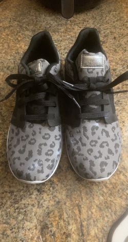 Brand New Women’s Size 9 