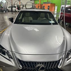 2023 Lexus ES 300h