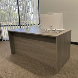 Grey L Shape Desk Excellent Condition 