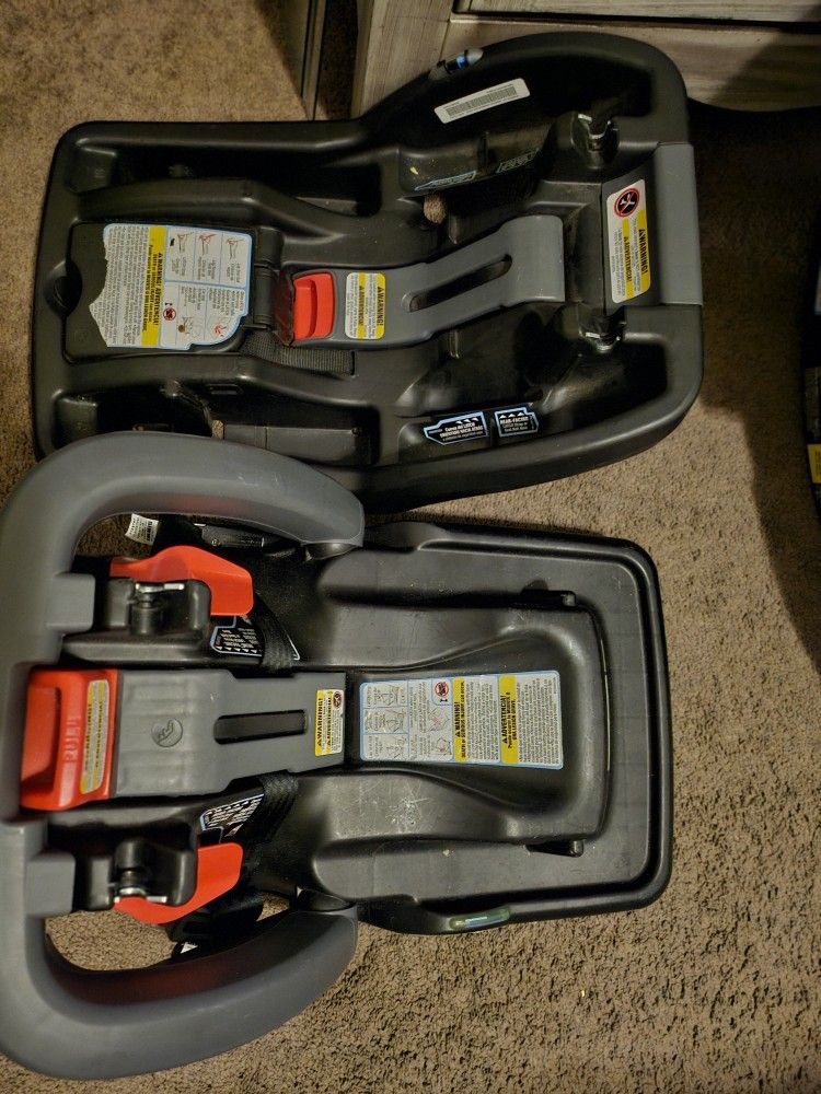 Carseat, Click And Lock Stroller, 2 Bases, 2 Large Rearview Mirrors