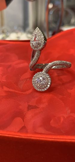 Brand new with tags cz stone sterling silver ring .925 stamped