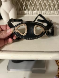 Chin guard