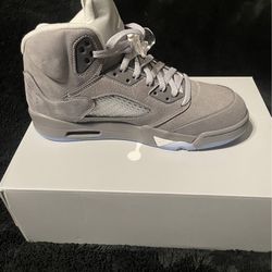 Size 5, and size 7 gray 5s