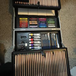 Art Supplies 