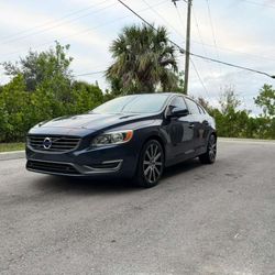 2014 VOLVO S60 T5 PLATINUM! 77.000 MILES