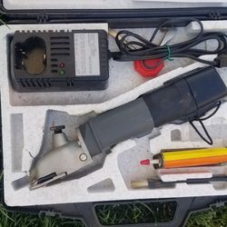 Andis Livestock / Horse  "Cordless" Clippers 