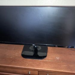 LG 29in Ultra Wide Monitor 