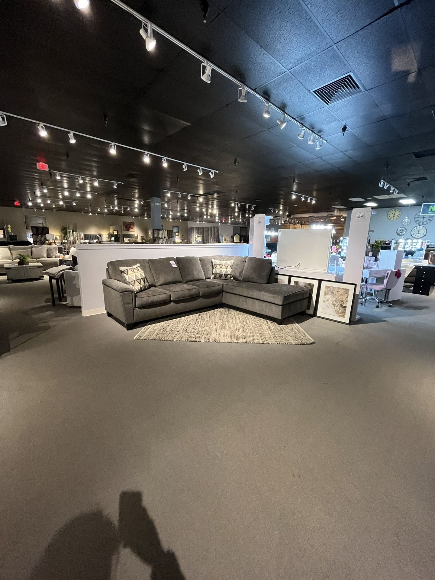 Grey 2pc Chaise Sectional Couch