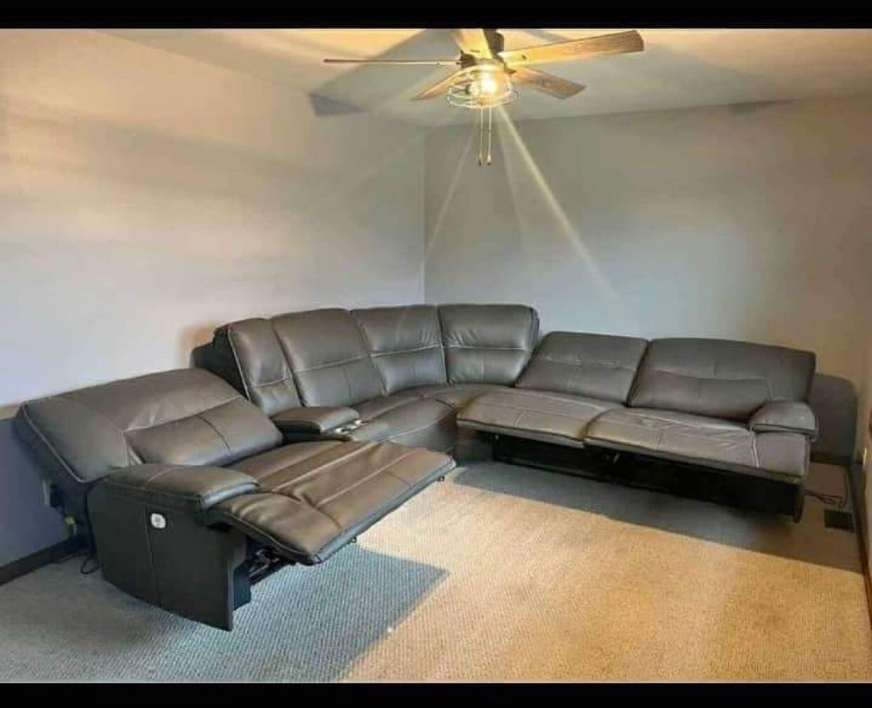 Oversized Alexvale Light Gray Leather Power Reclining Couch Sectional 🔥 On Display🏠 New Brand💯Financing Available ✅Huge Sale🔥