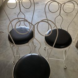 5 Wrought Iron Ice Cream Parlor Chairs White/Black Seat