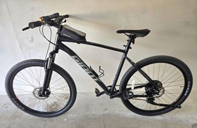 Giant Talon Mountain Bike