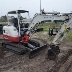 Takeuchi TB235 MINI EXCAVATOR 7400-9199#
