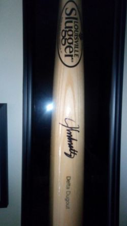 John smoltz sighned Louisville slugger and sighned baseball in display case with JSA certificate of authinticity