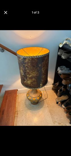 Huge Vintage Textured Gold Table Lamp w/ Large Drum Shade (Works Great)