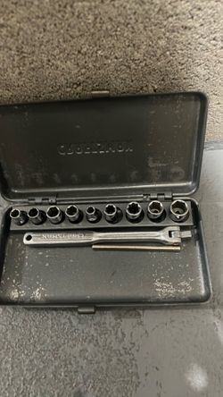 Socket set