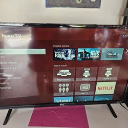 TV 32" Roku TCL With Remote 