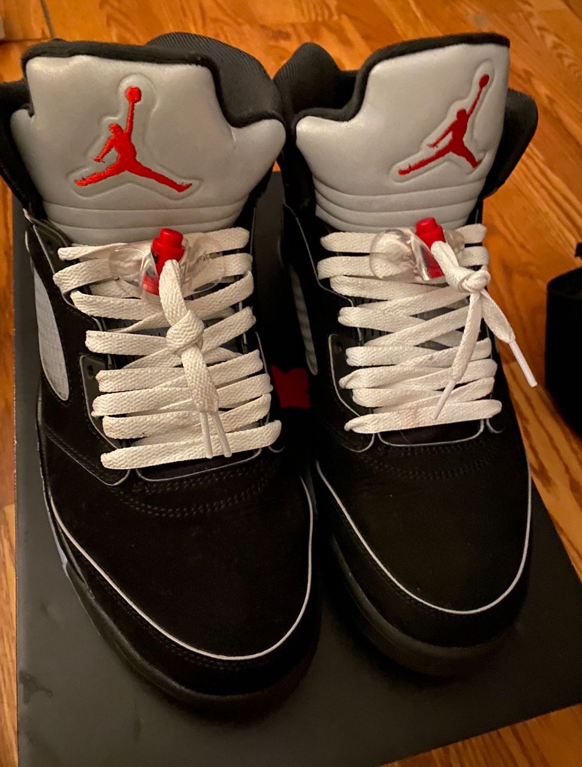 JORDAN 5 BLACK METALIC