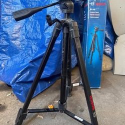 Bosch tripod lasers