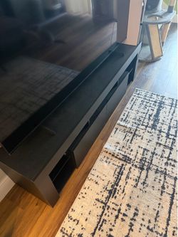 Tv table