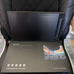 HUION Kamvas Pro 13 2.5k Drawing Tablet