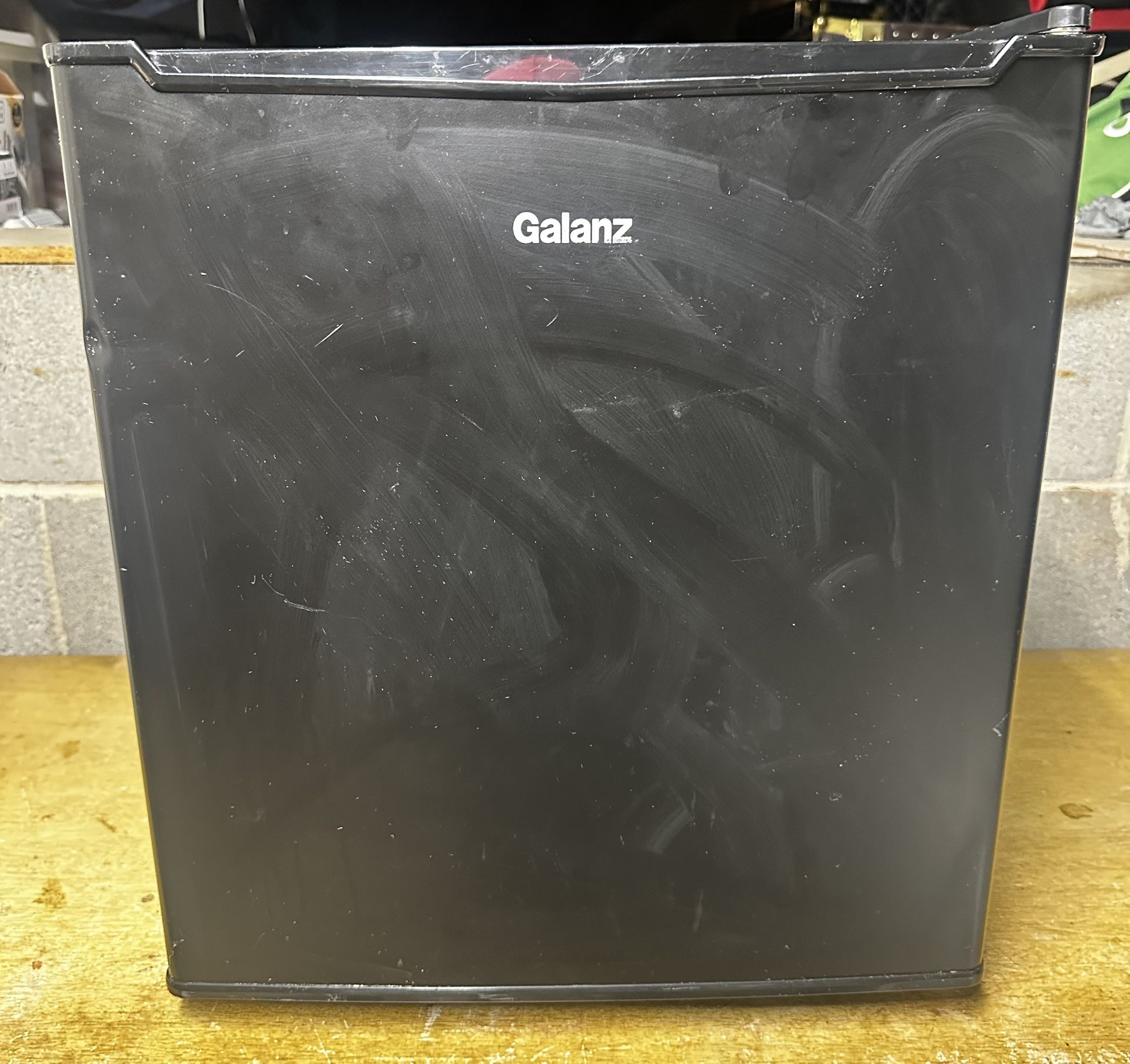 Galanz Mini Fridge