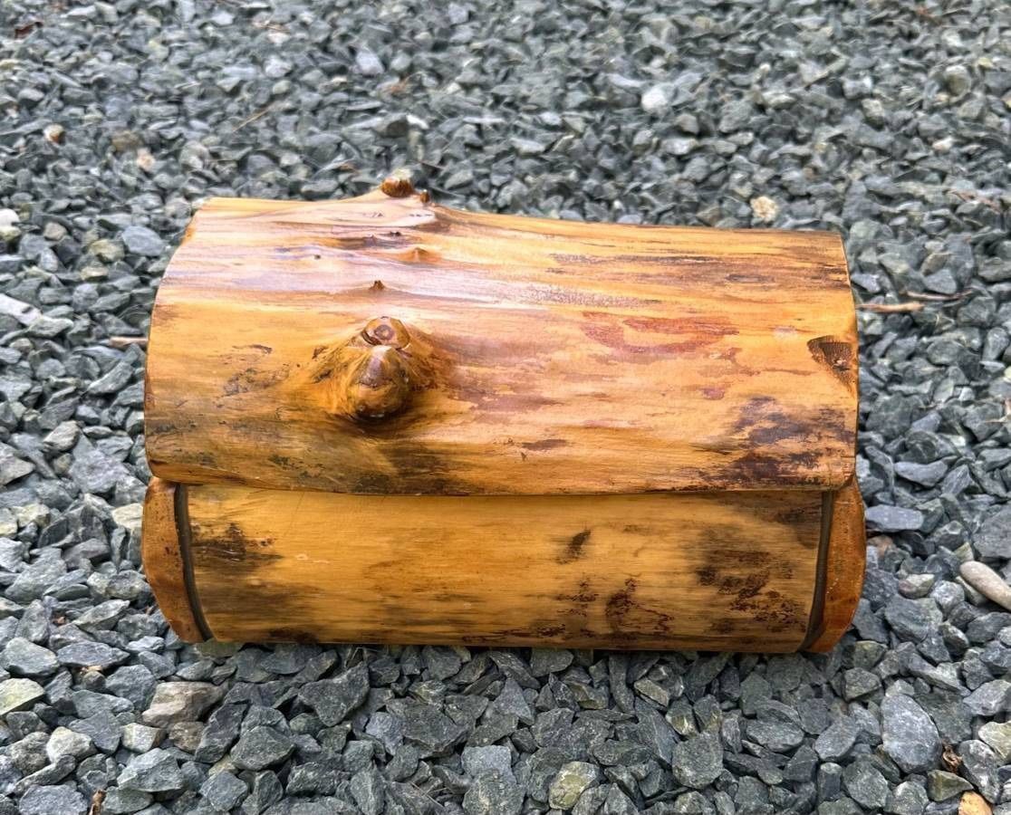 Vintage Burl Craft Solid Log Wood Jewelry Treasure Box Chest