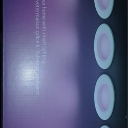 Sí — esos son Philips Hue White & Color Ambiance 6” Downlight (4-pack con Bridge)