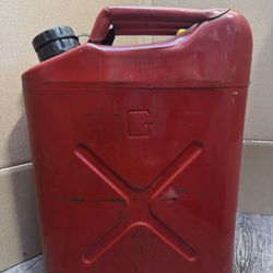 Vintage USMC Jerry Gas Can 5-88 – Military Garage Decor