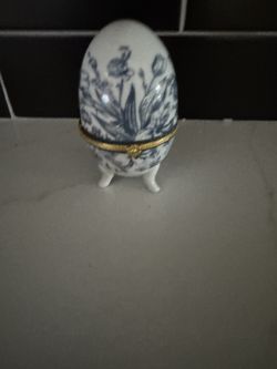 Vintage Blue Rose Egg Trinket Bx Porcelain Faberge Footed with Hinged Lid Trinket Ring Keepsake Egg Blue Ros