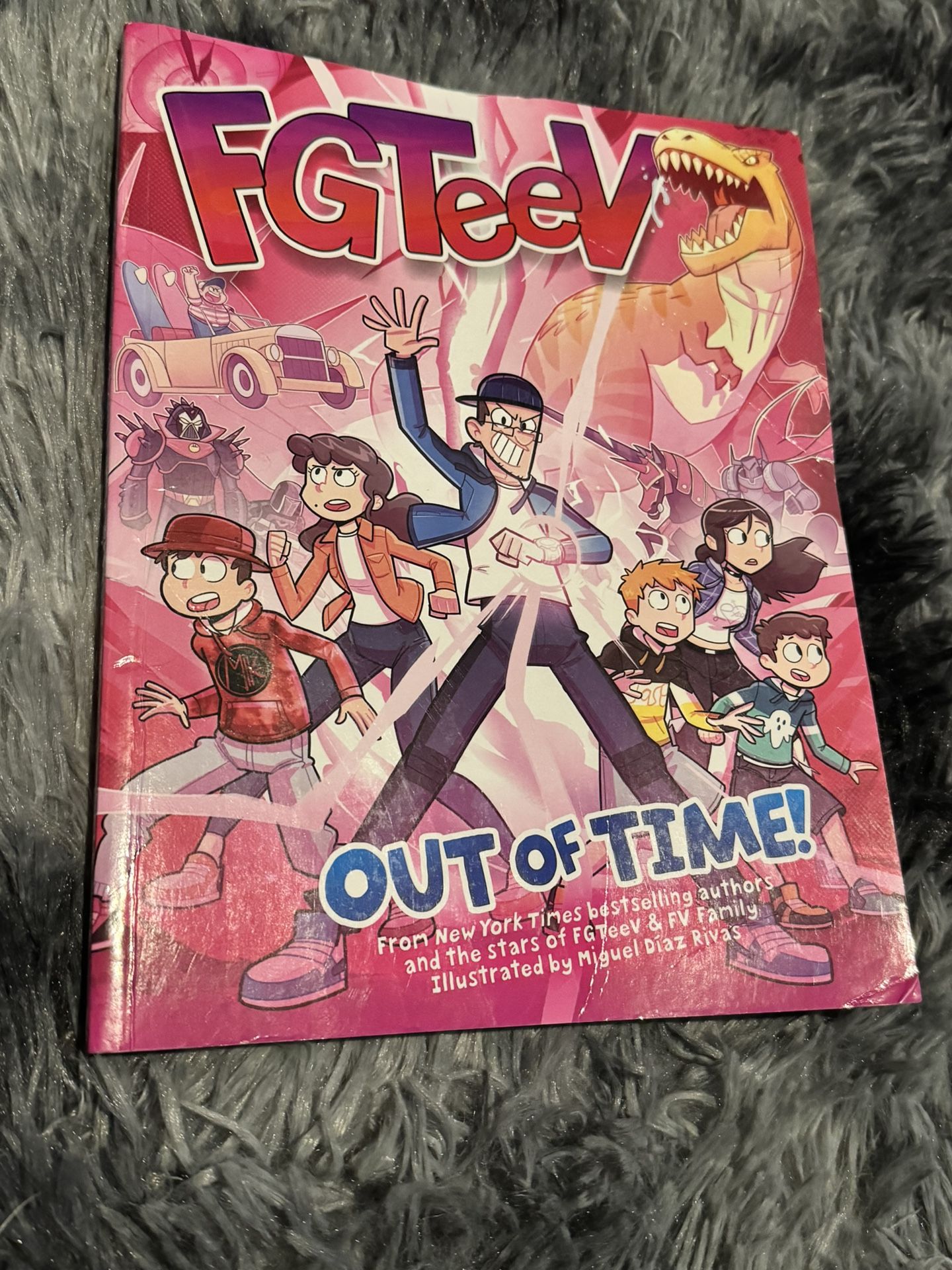FG TV BOOK
