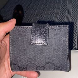 GUCCI WALLET 