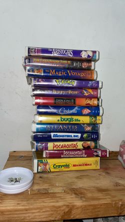 VHS Disney Warner bros and universal movies
