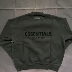 Fear of God Essentials FOG Stretch Limo Black Crew Neck Sweatshirt Size Small