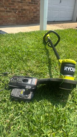 Ryobi Weed eater / wacker w 18 V battery and charger